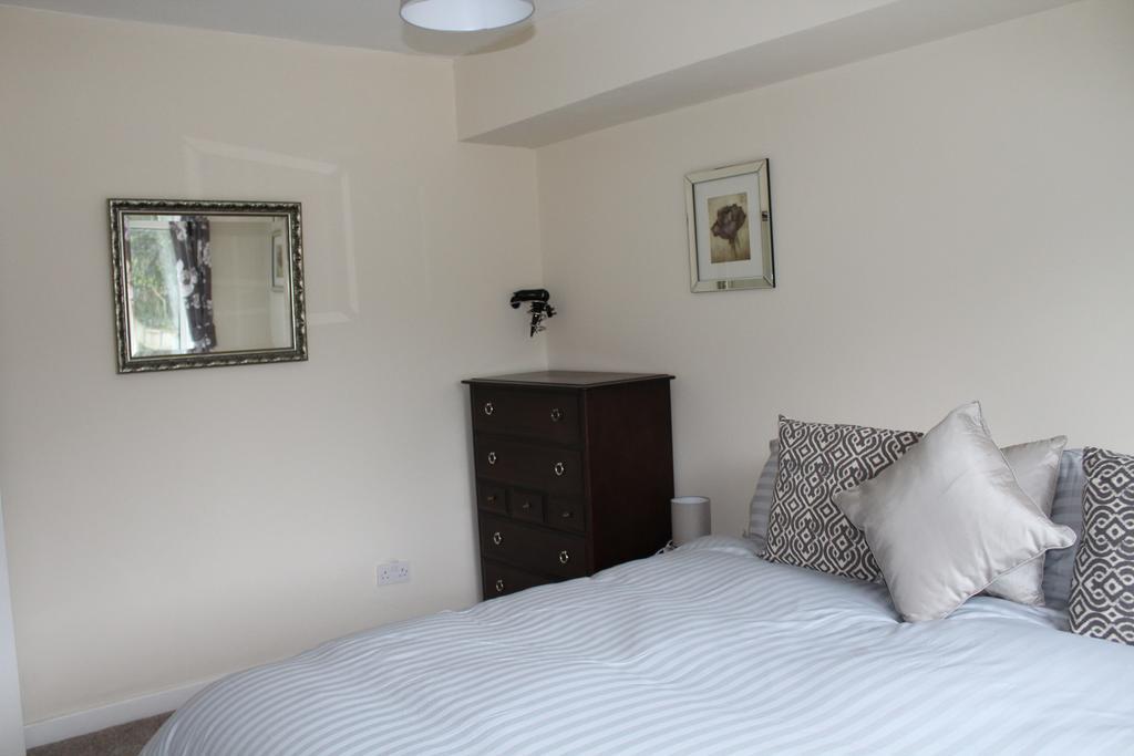 Castell Cottages Caerphilly Exterior photo